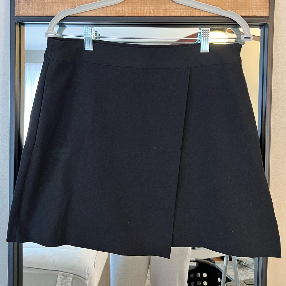 Black skirt size 8